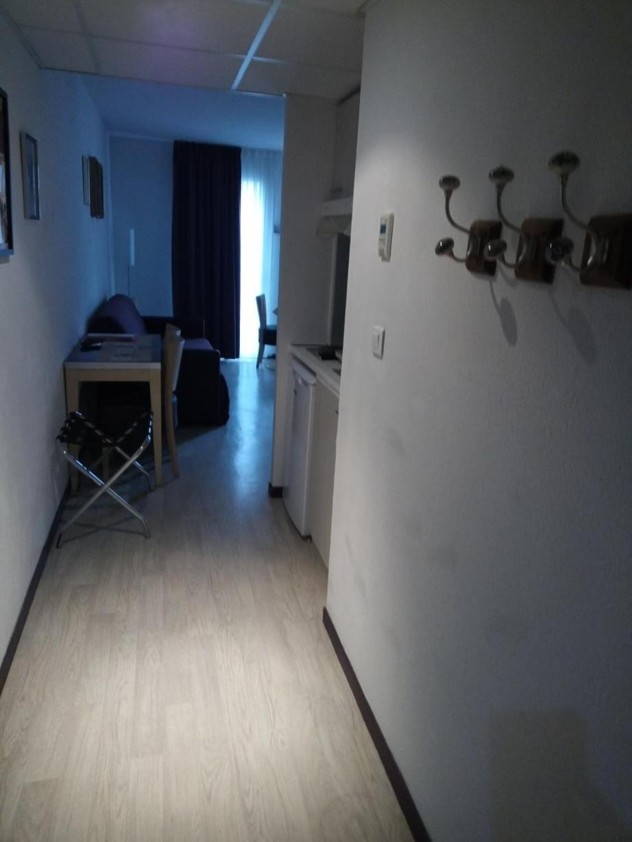 Agreable Studio Familial A Lourdes, Proche Gare Bagian luar foto